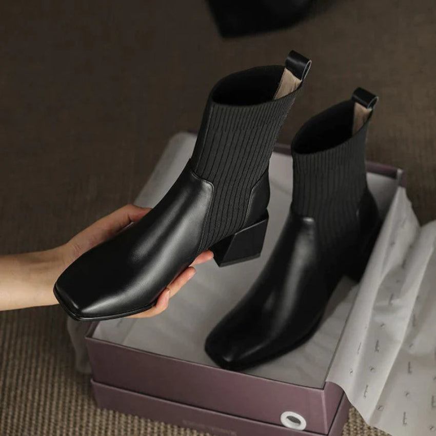 Bota Feminina Monique Classic Leve e Confortável
