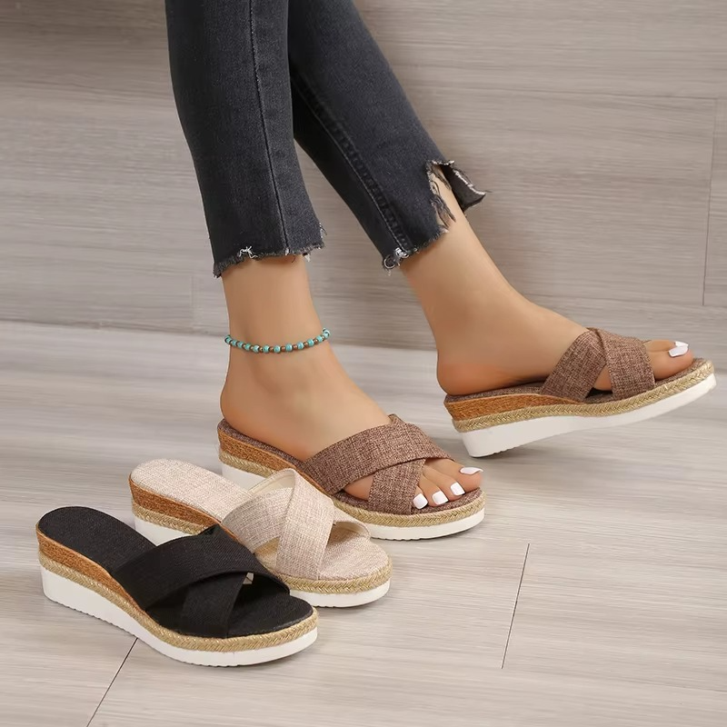 Femme – Women's Comfort Sandals - Beige - 41