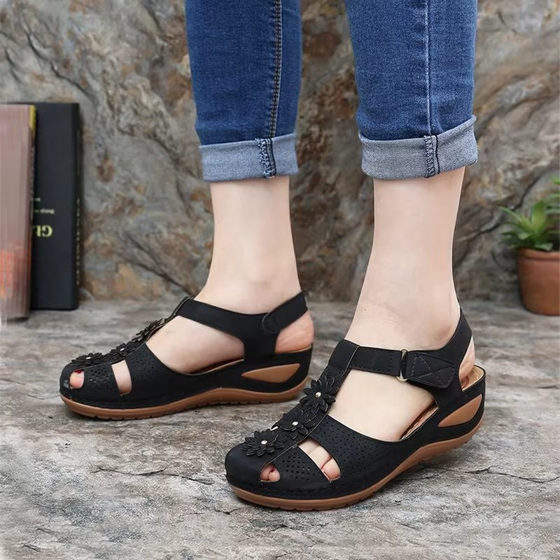 Florine – Women's Comfort Sandals - Light Brown - 38