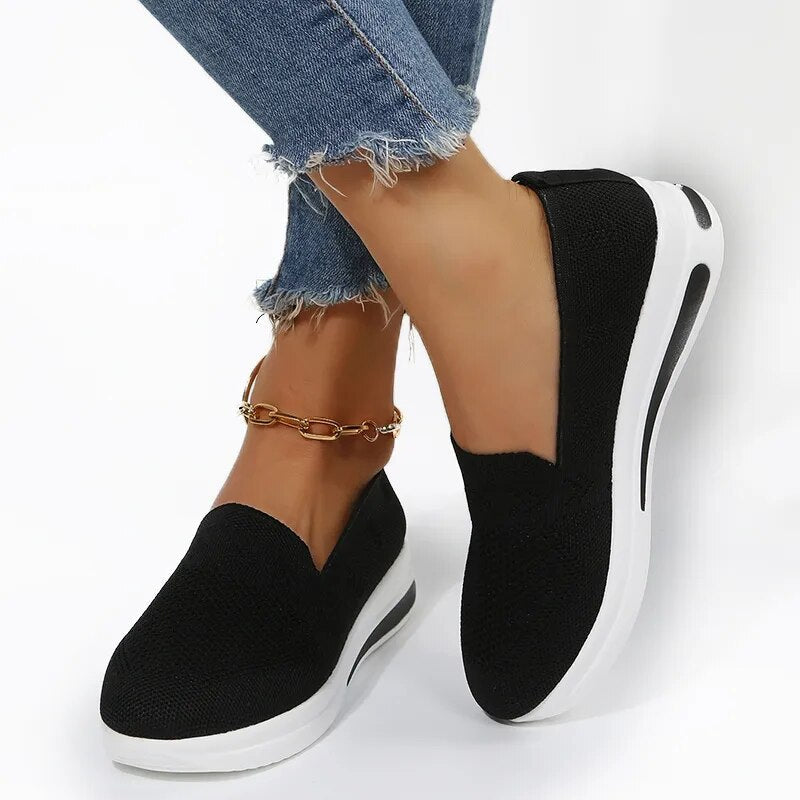 Tênis Feminino FlexiWalk Leve e Confortável