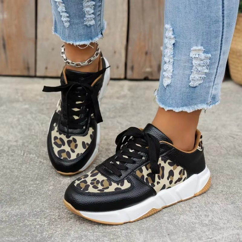 Safari – Women's Comfort Sneakers - Leopard Print - 38