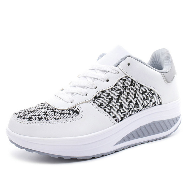 Comfort Line – Comfort Sneakers - Black/White - 37