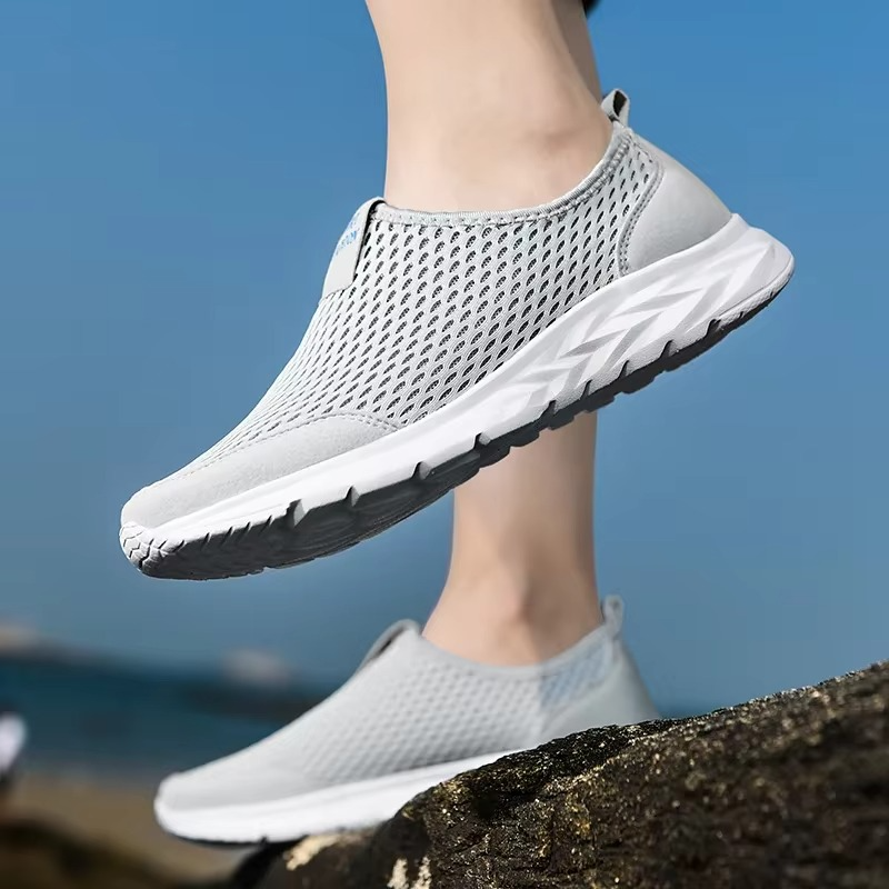 Hyper Comfort – Comfort Sneakers - Black/White - 38