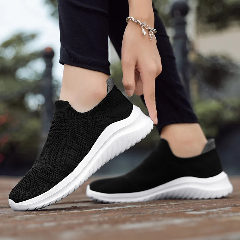 Tênis Feminino SportWalk Confortável e Discreto