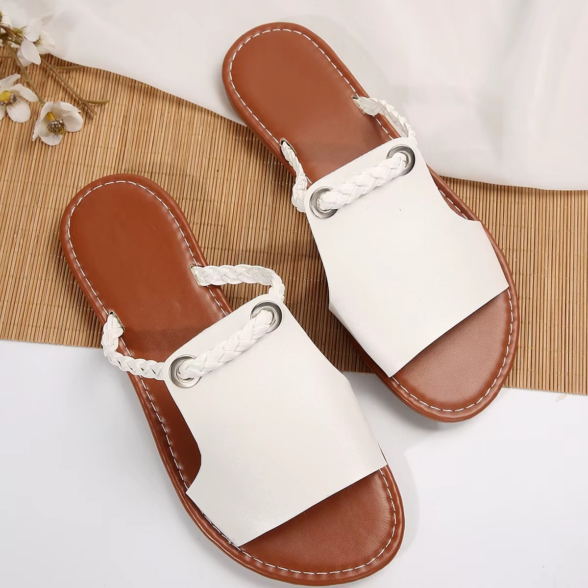 Ayla – Women's Comfort Sandals - White - 36