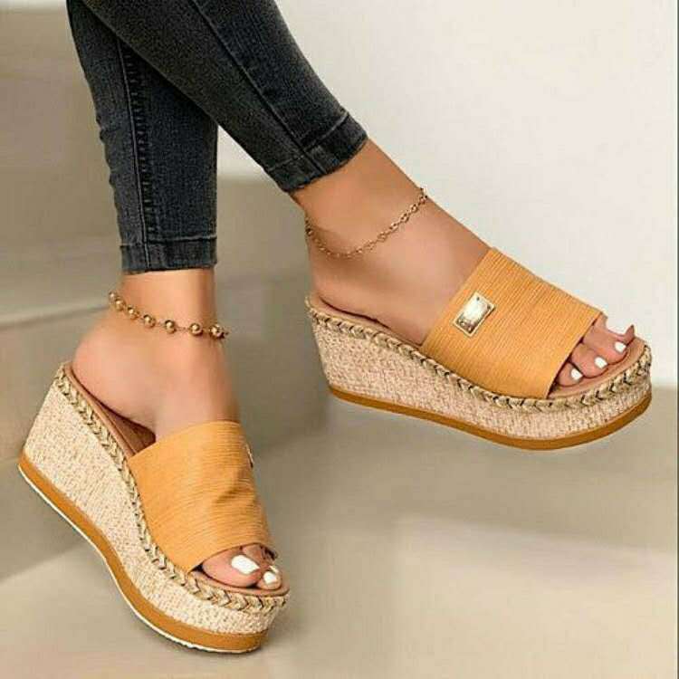 Selena Orthopedic Sandals