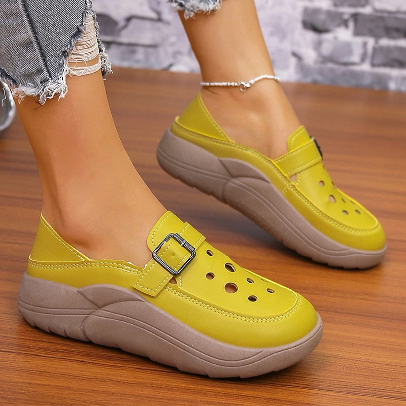 Comfortultra – Women's Comfort Sneakers - White - 39