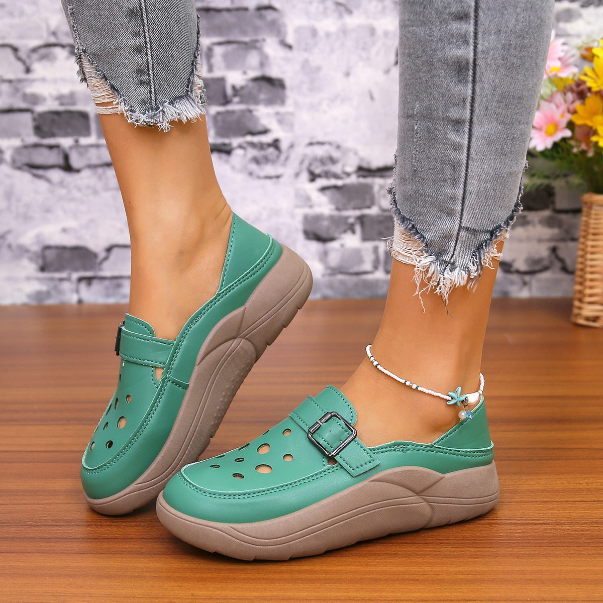 Comfortultra – Women's Comfort Sneakers - Green - 37