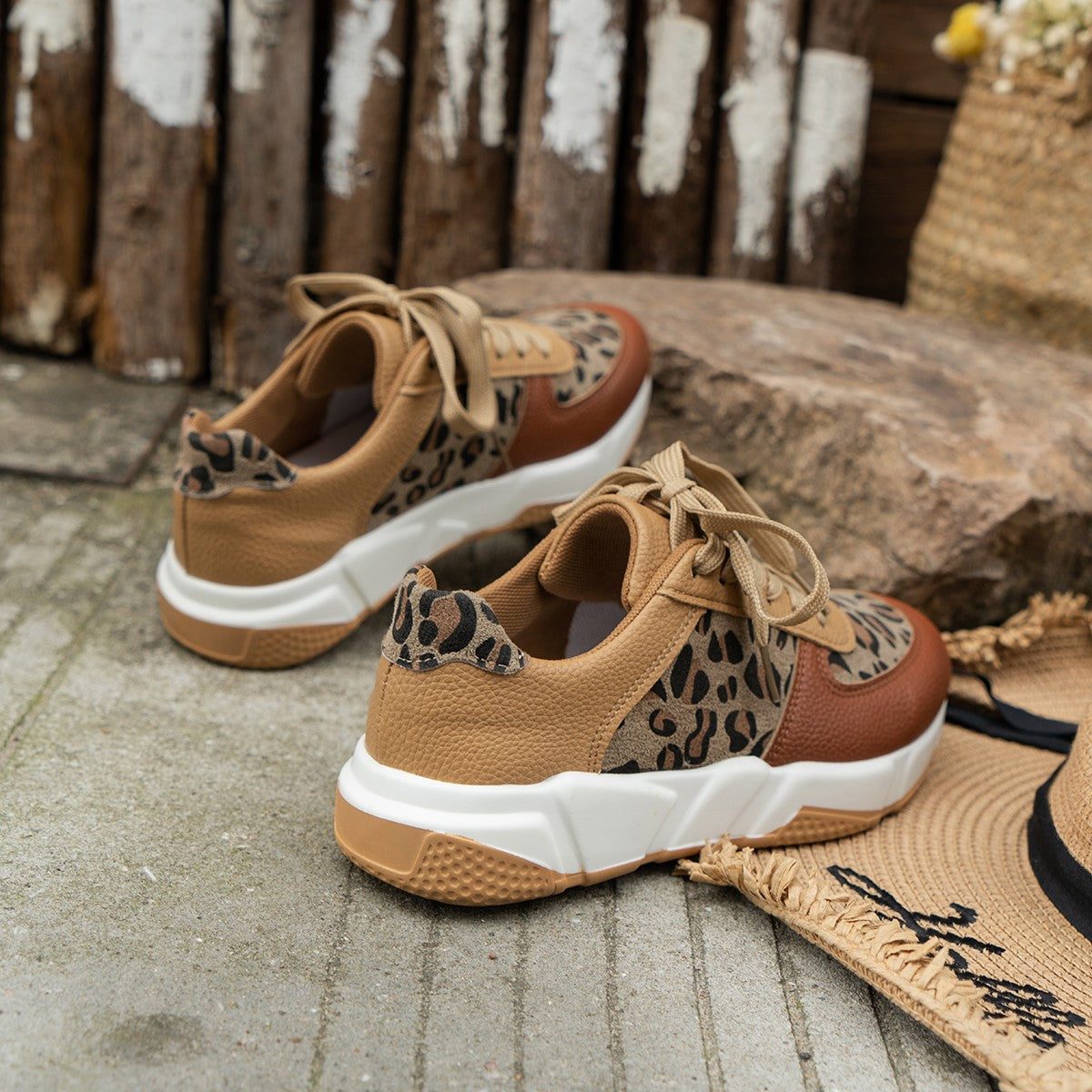 Tênis Feminino Safari Leve e Confortável