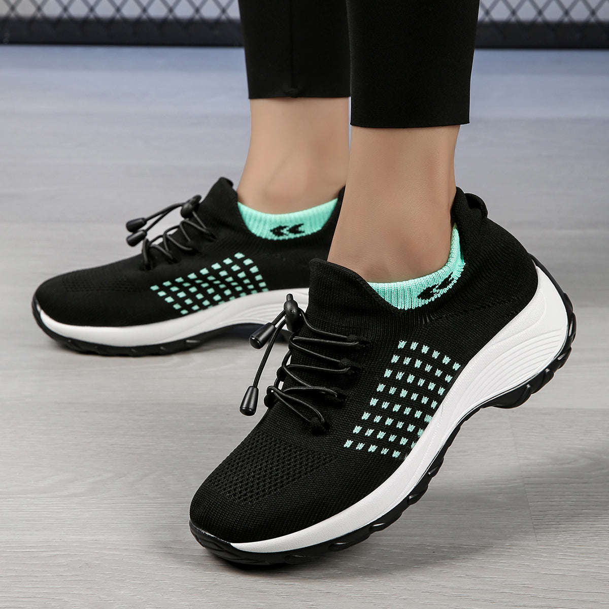 Run Comfort – Women's Comfort Sneakers - Black/Purple - 37