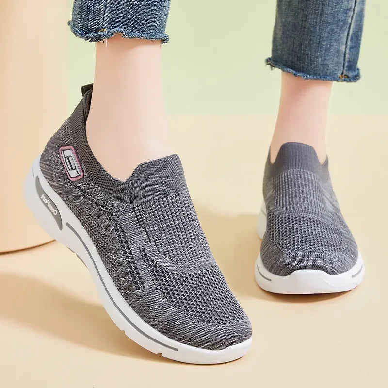 Serena – Women's Comfort Sneakers - Black - 39