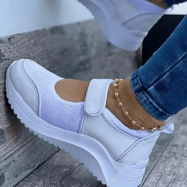 Max Comfort Orthopedic Sneakers